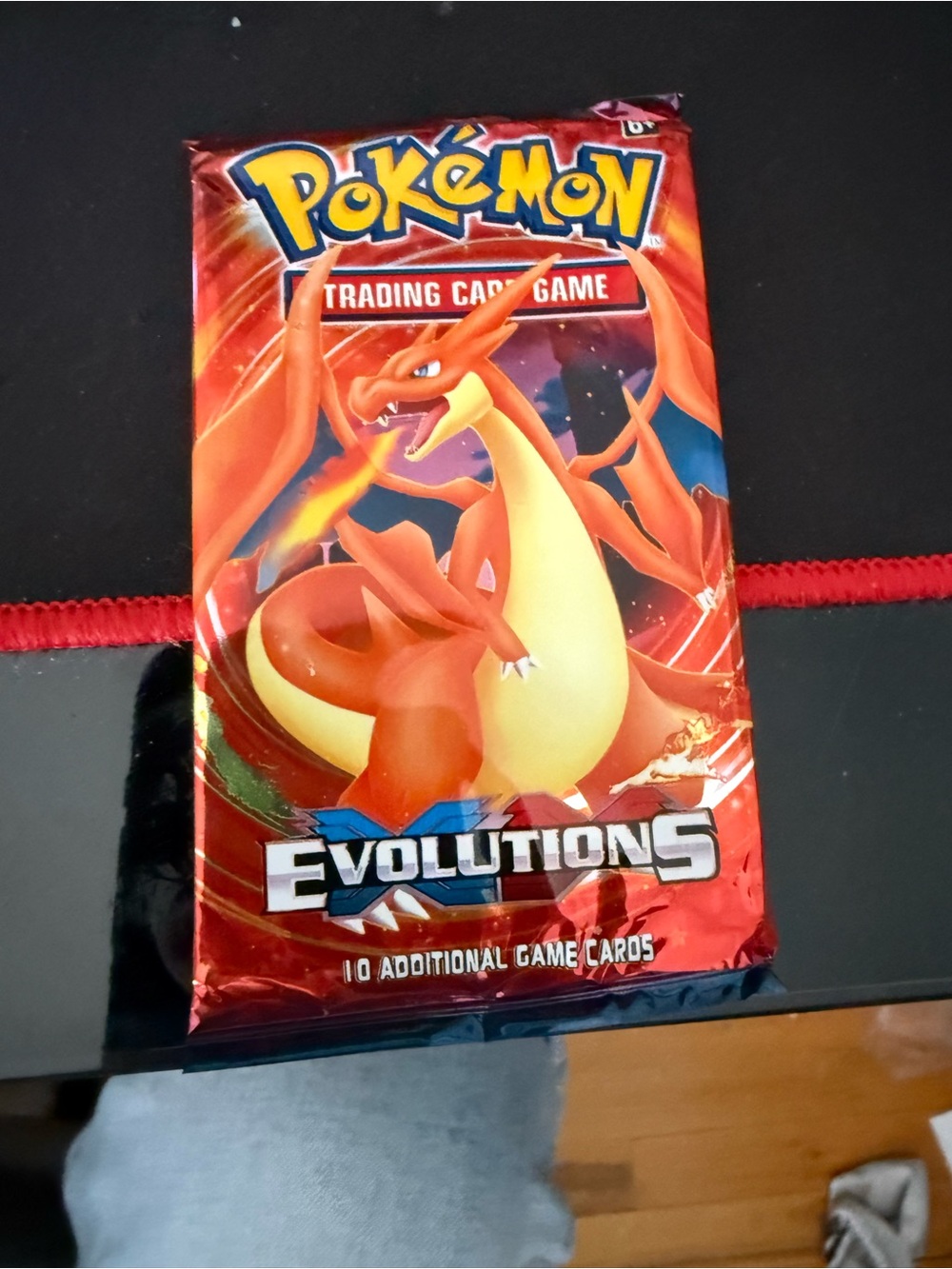 1:1 Evolutions Charizard Booster Pack - Red 6 total
